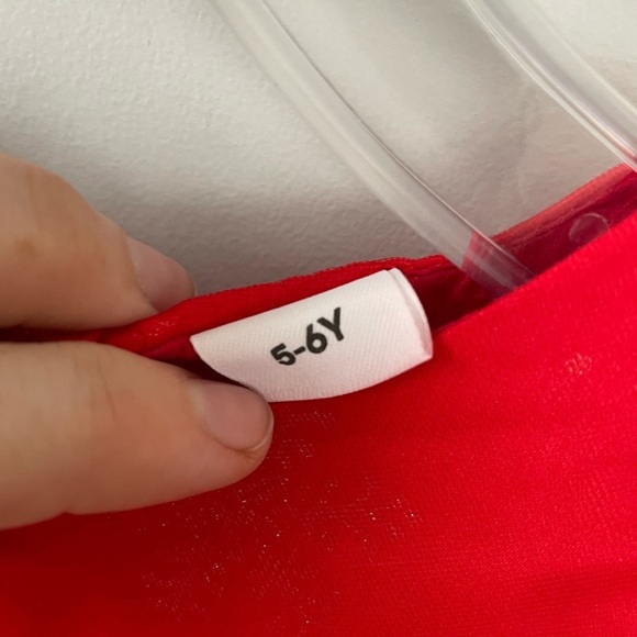 Unbranded, girls 5-6 years old, red poofy formal tulle skirt dress ball gown - Picture 5 of 7